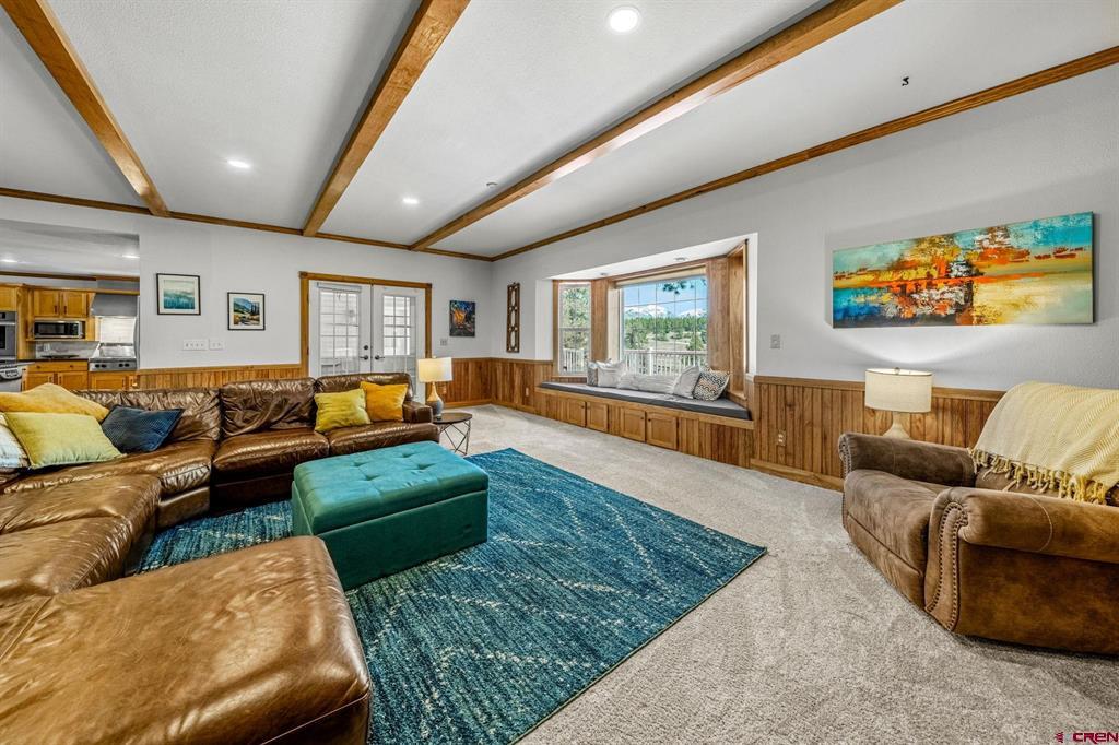 128 Colonial Drive
