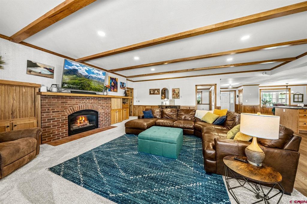 128 Colonial Drive
