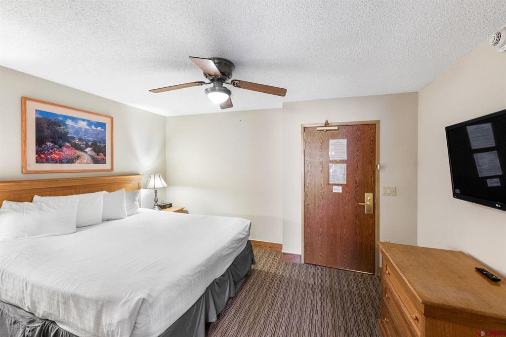 6 Emmons Road 265
