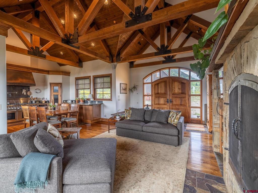 1482 Peanut Lake Road