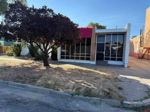 Photo of 614 N 1st Street, Montrose, CO 81401 (MLS # 836875)