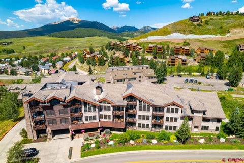 Photo of 9 Hunter Hill Road #302, Mt. Crested Butte, CO 81225 (MLS # 839003)