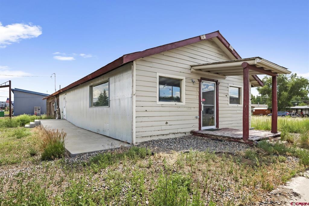 413 W New York Avenue