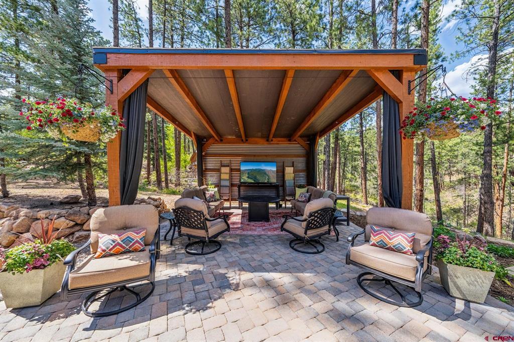 24 Monarch Crest Trl, Durango, CO, 81301, USA, 4 Bedrooms Bedrooms, ,3 BathroomsBathrooms,Residential,Contingent,24 Monarch Crest Trl,834919