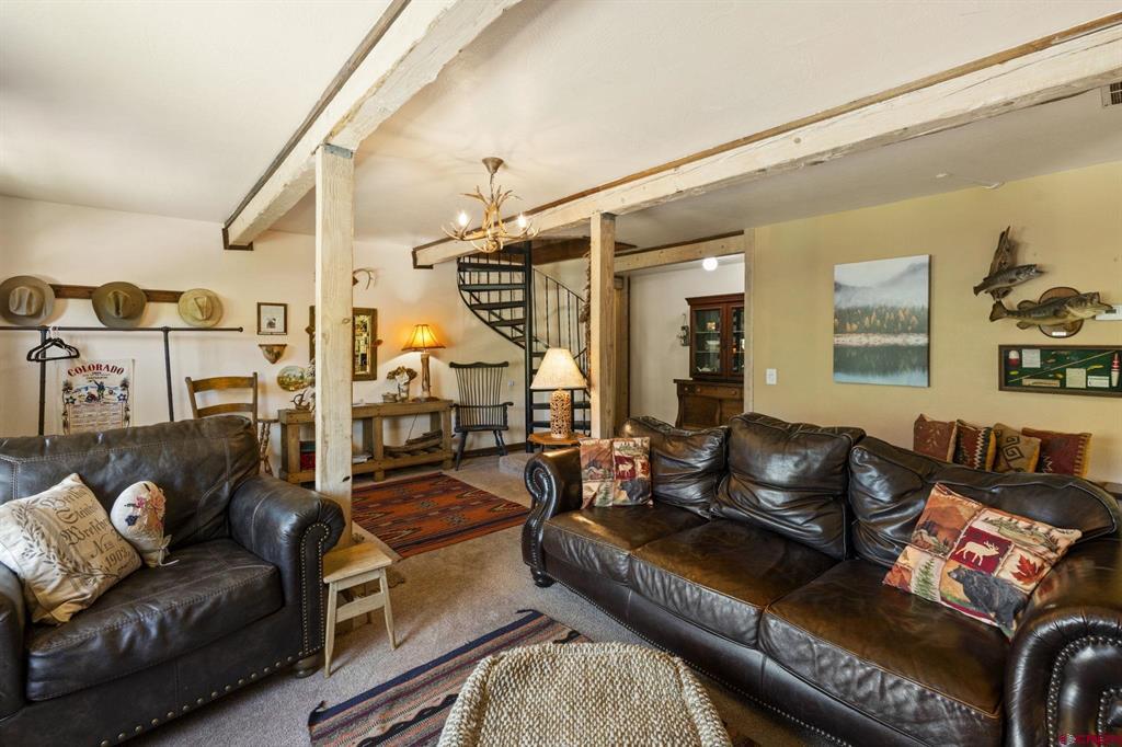 5711 County Road 203