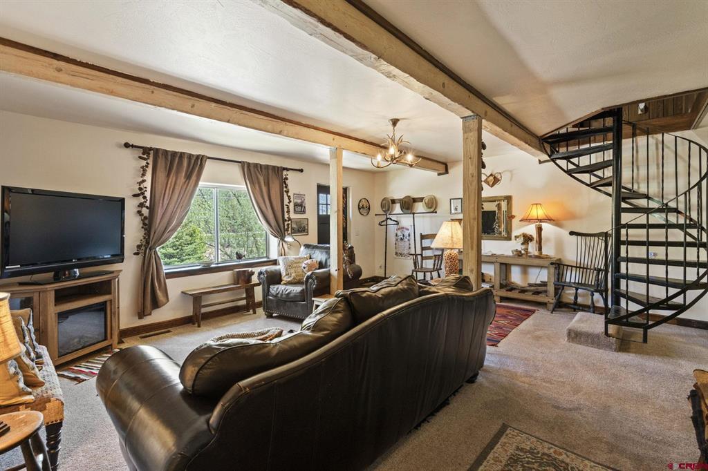 5711 County Road 203