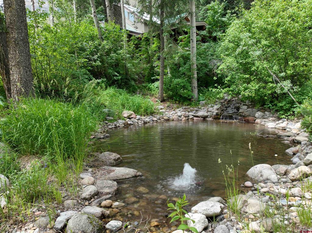 20 Creekside Drive