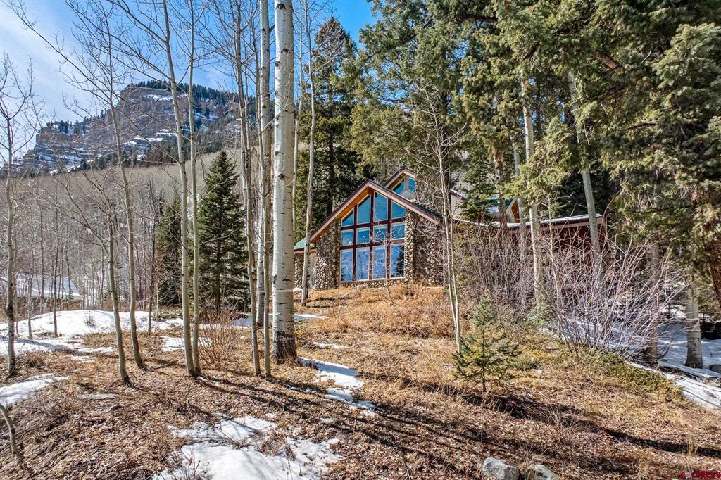 20 Creekside Drive