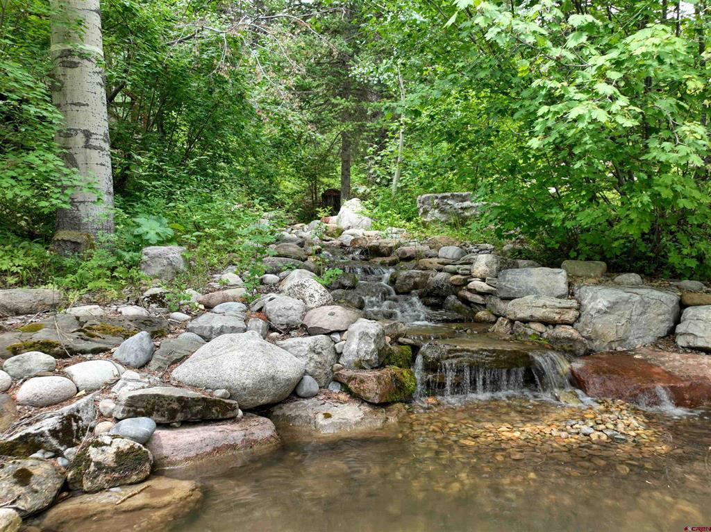 20 Creekside Drive
