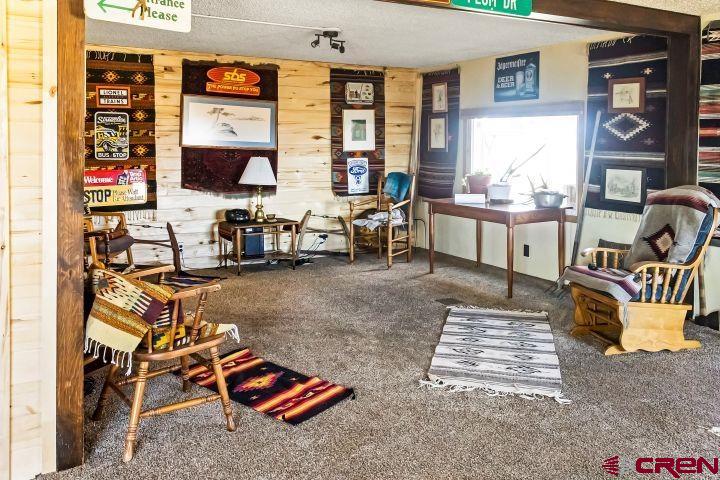 1815 S county rd 6 E