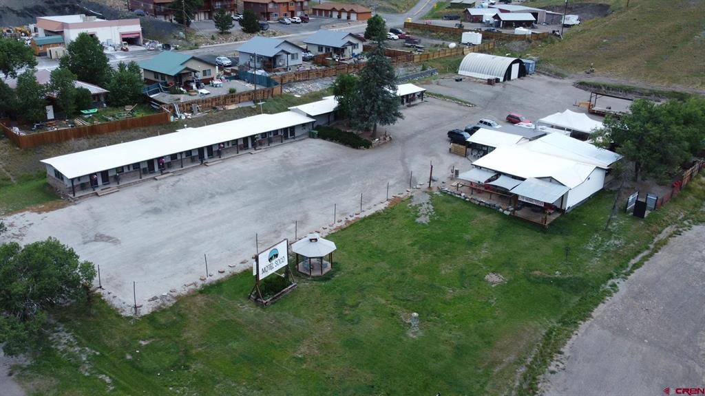 651 W US Hwy 160