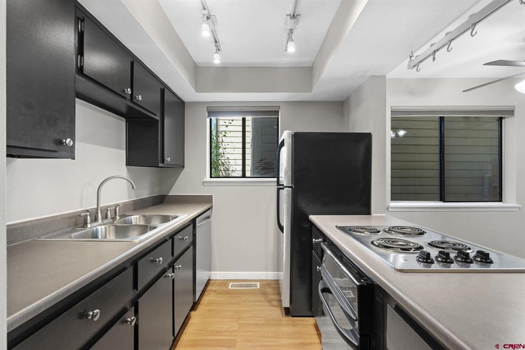 Durango, Colorado 81301, United States, 2 Bedrooms Bedrooms, ,2 BathroomsBathrooms,Residential,Active,170533