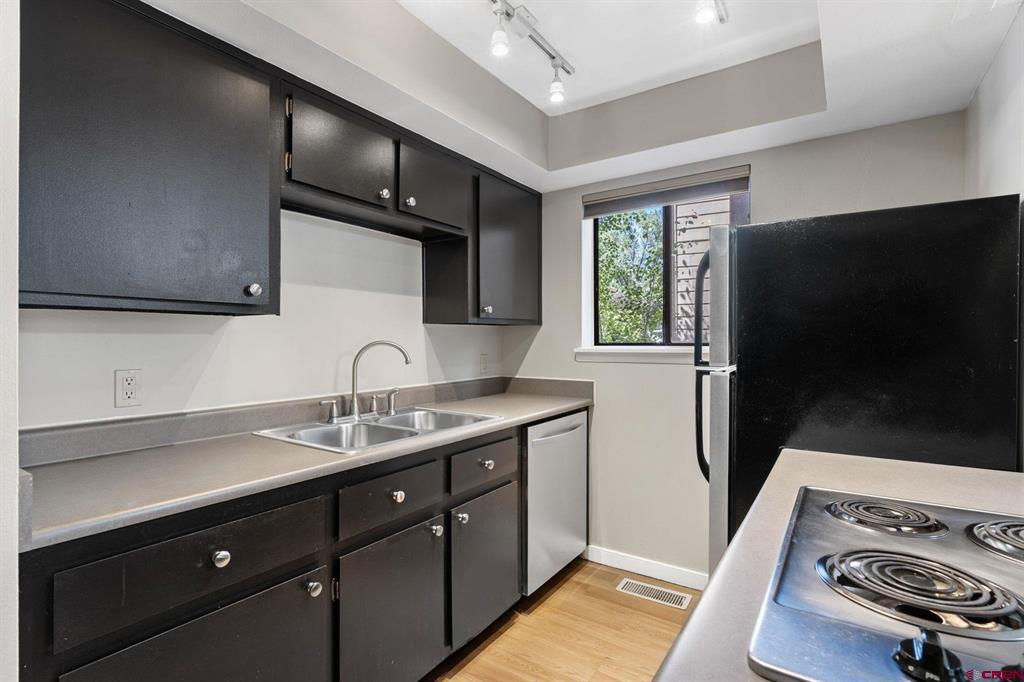 Durango, Colorado 81301, United States, 2 Bedrooms Bedrooms, ,2 BathroomsBathrooms,Residential,Active,170533