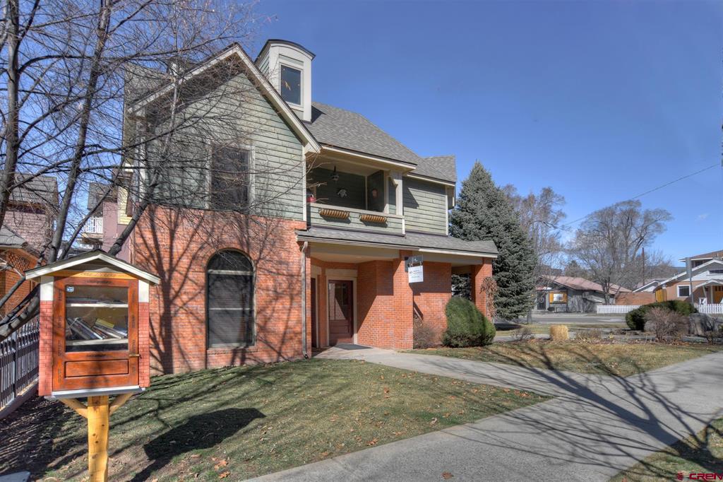 270 E College Drive 202