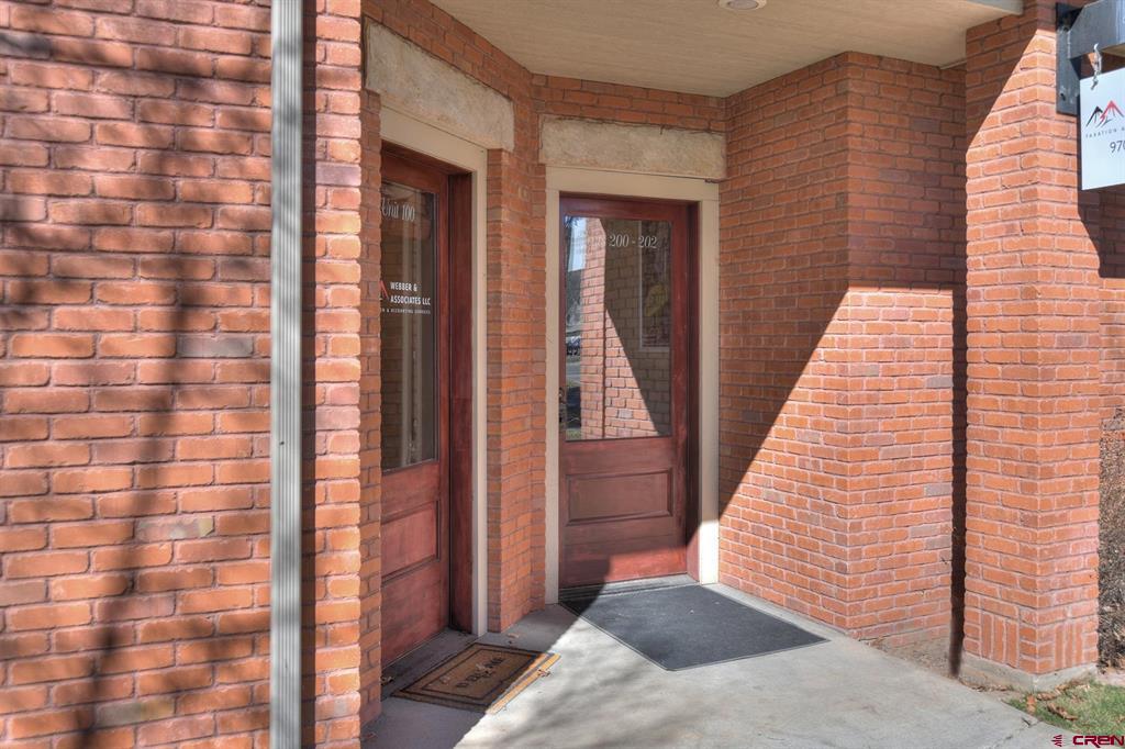 270 E College Drive 202