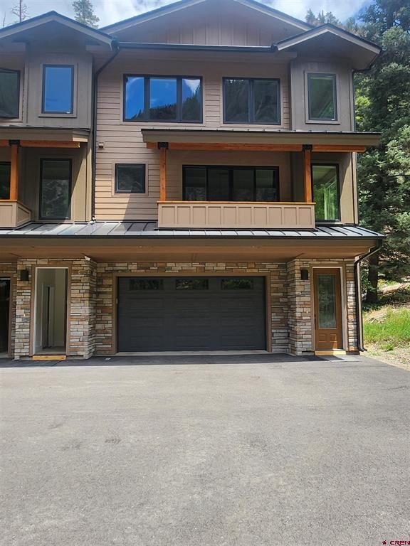 1511 Main Street