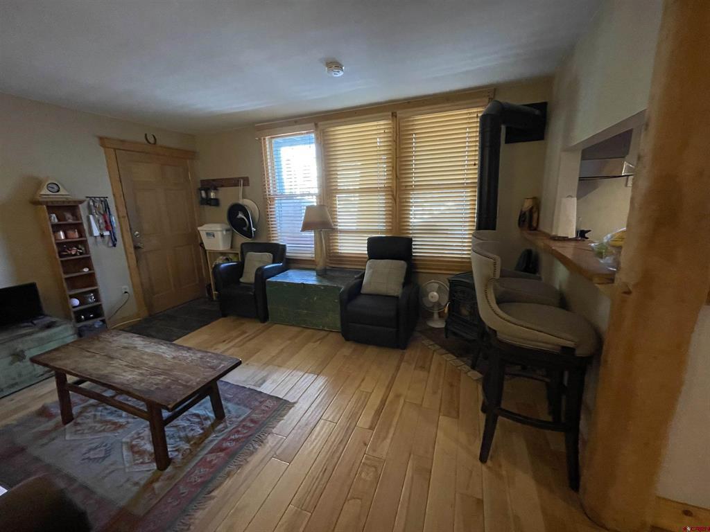 28 Whiterock Avenue 2