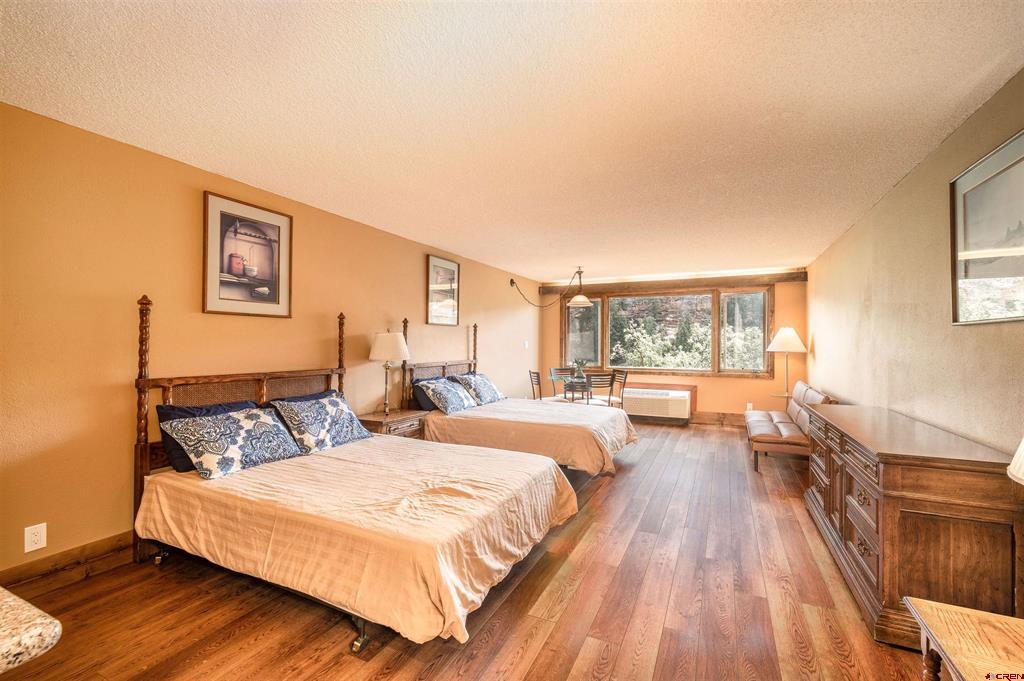 314 N Tamarron Drive 231