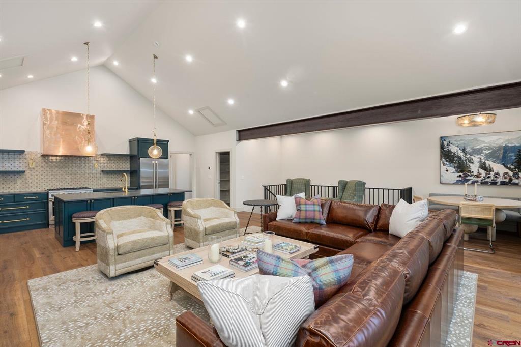 180 Elk Valley Road 116