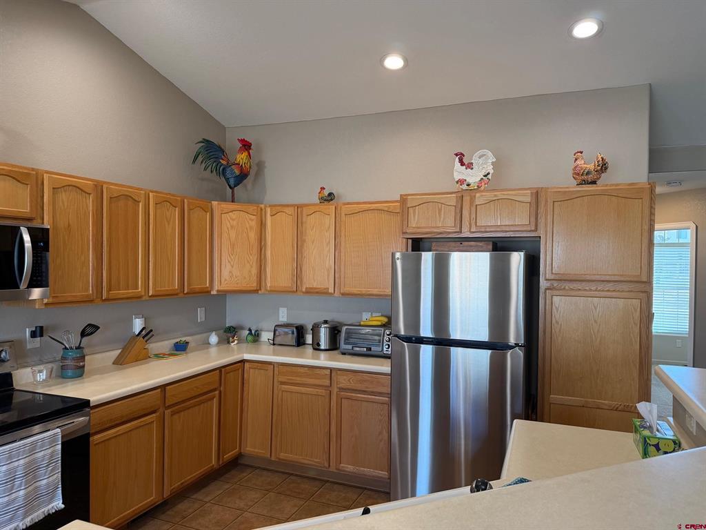 3215 Meadows Parkway