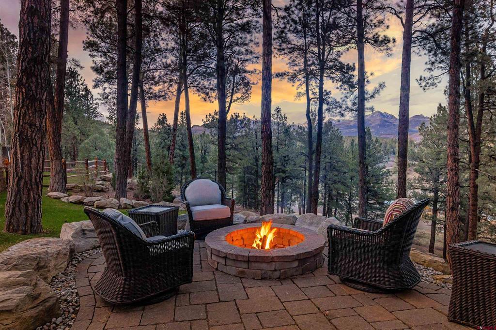 2501 Hidden Valley Drive