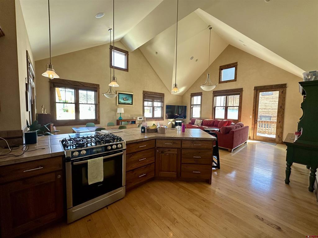 111 Alpine Court