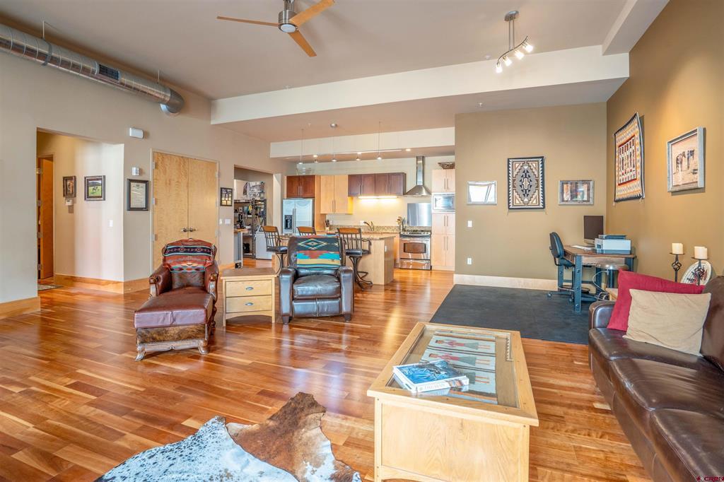 555 Rivergate Lane B1-119