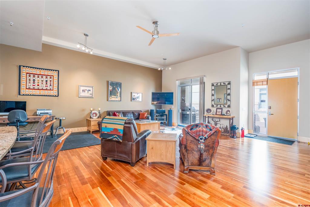 555 Rivergate Lane B1-119