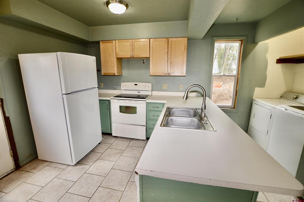 1005 W Denver Avenue G-4