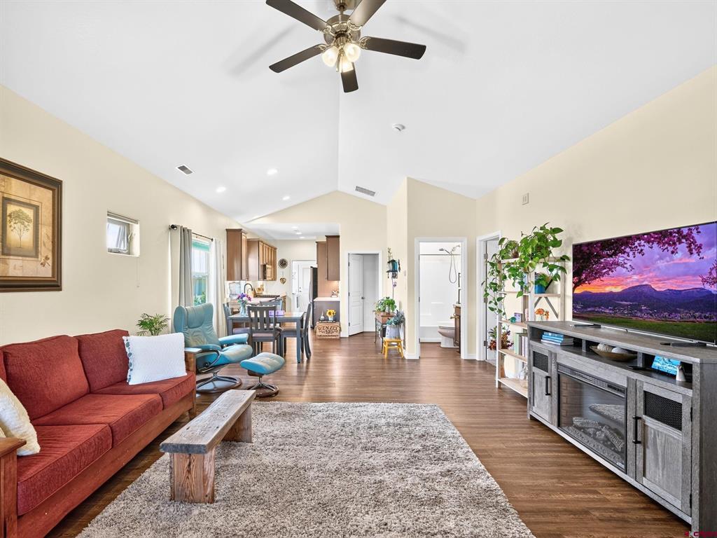 515 Confluence Avenue