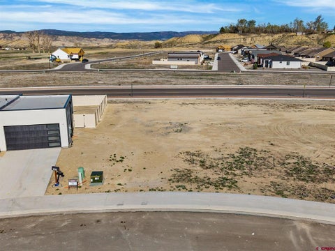 Photo of 17 Kestrel Loop, Montrose, CO 81401 (MLS # 838711)