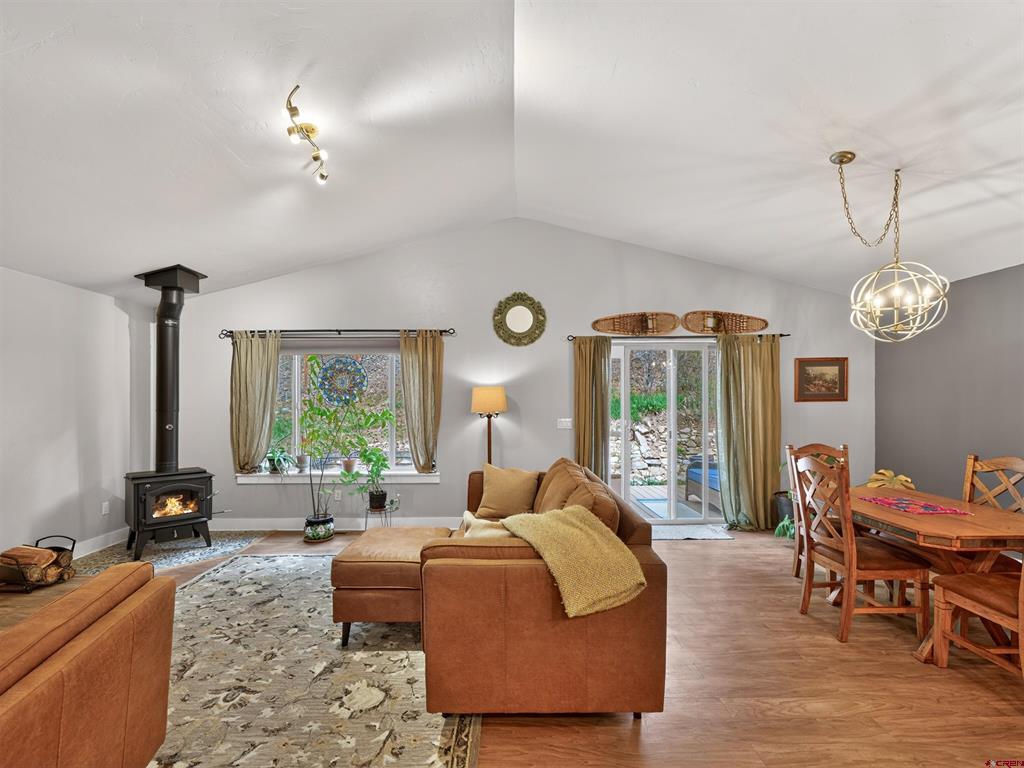 59 E Valley View Drive