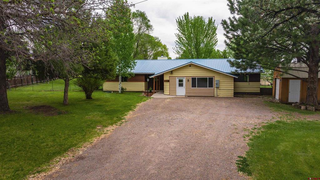 550 Willow Dr
