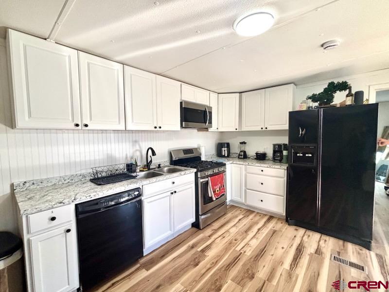 2400 Arroyo Drive 22