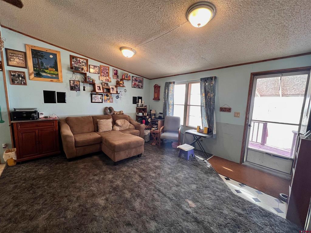 8276 Valley Vista Boulevard