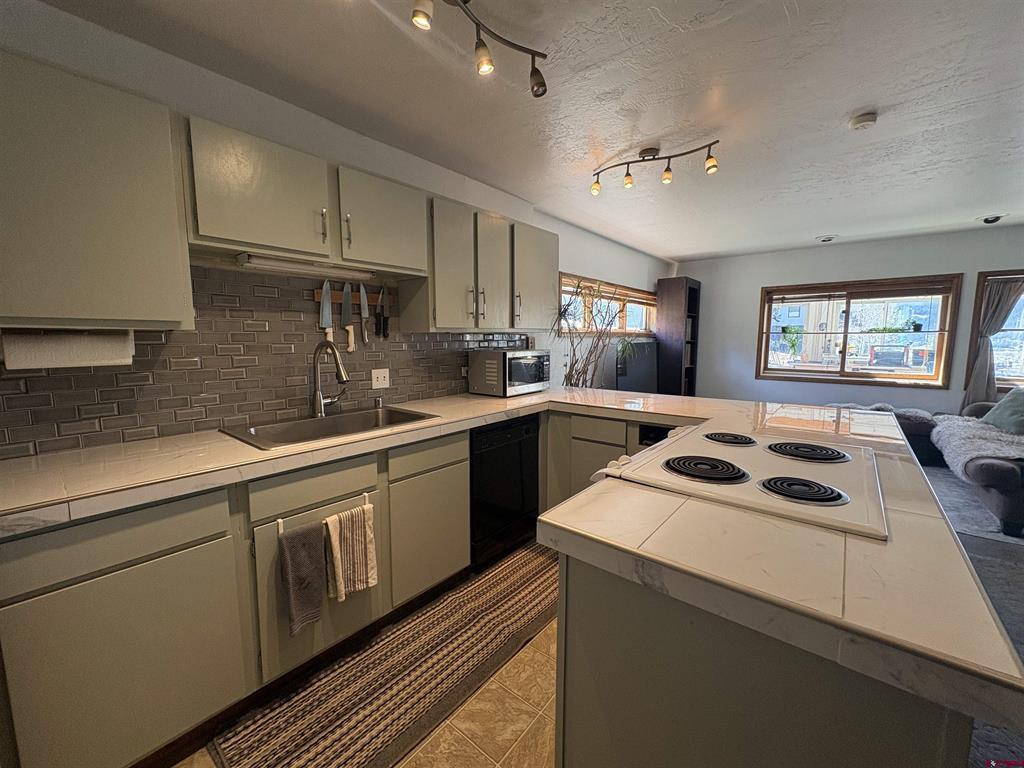 26 Castle Road 3