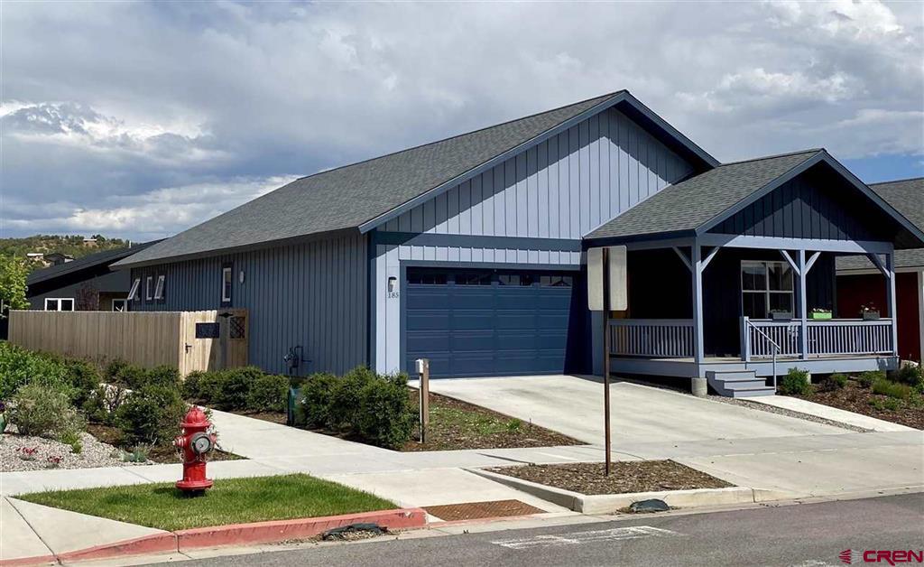 185 Prospector Avenue