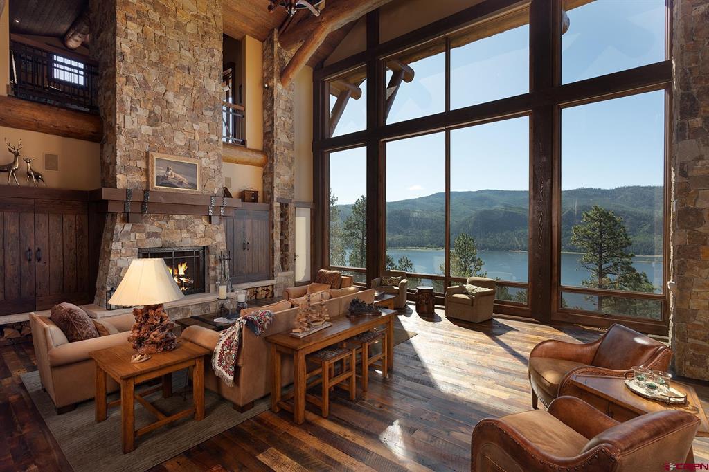 640 Lake View Drive