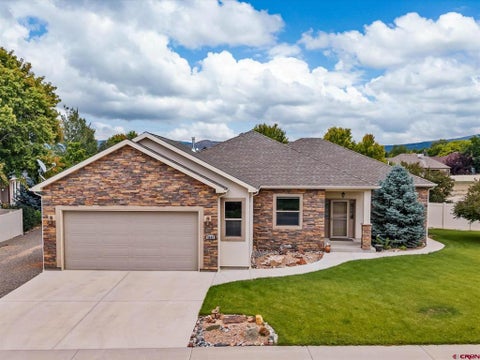 Photo of 2842 Outlook Road, Montrose, CO 81401 (MLS # 838188)