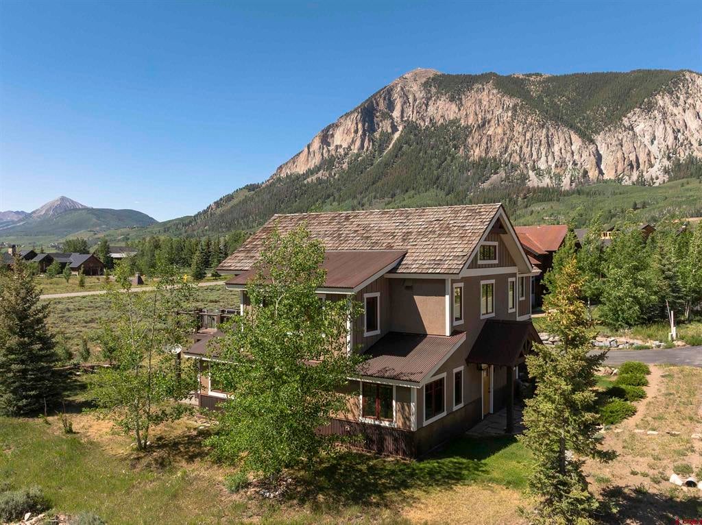 137 Larkspur Loop