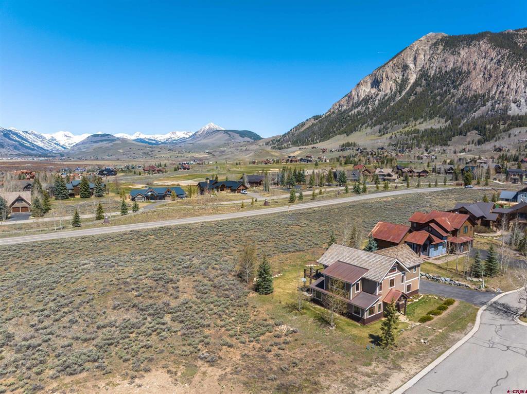 137 Larkspur Loop