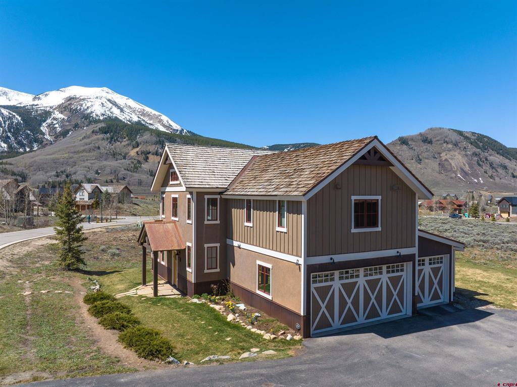 137 Larkspur Loop