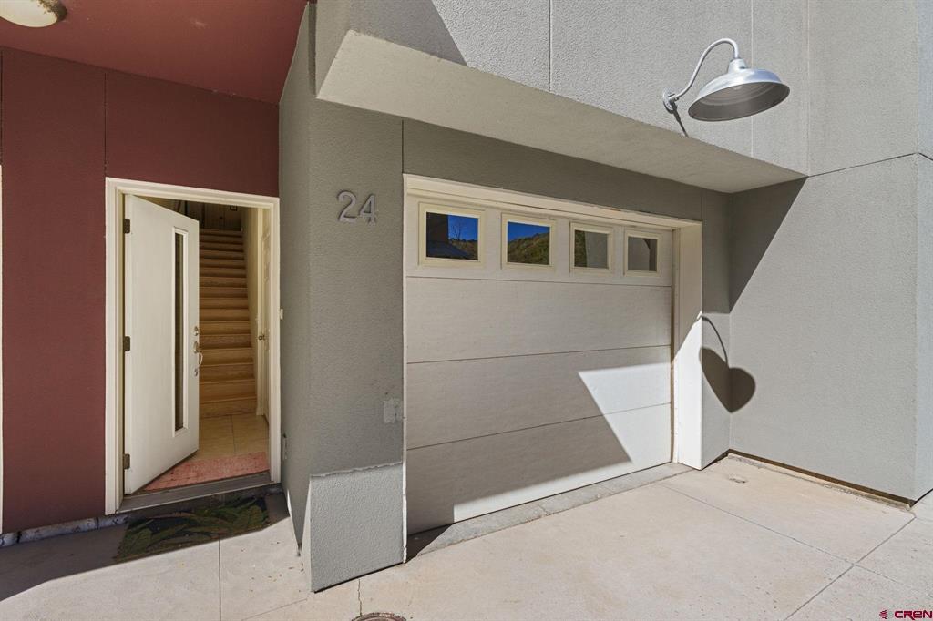 1140 Carbon Junction 24