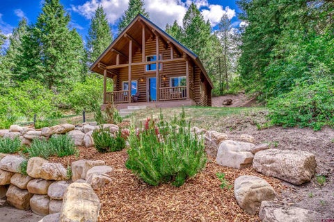 Photo of 567 Lariat Pl, Pagosa Springs, CO 81147 (MLS # 837909)