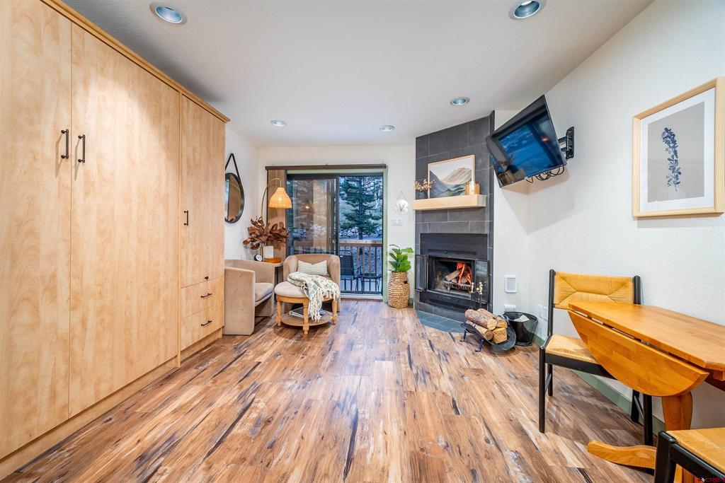 50827 N Highway 550 308