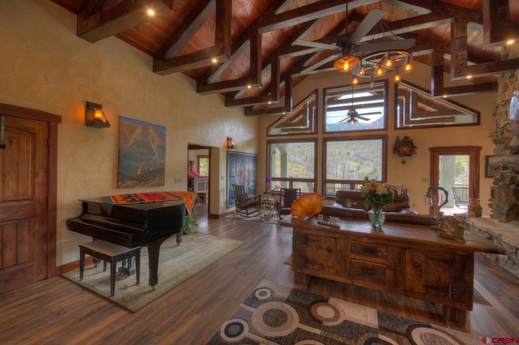 1833 Yellowstone Creek Road