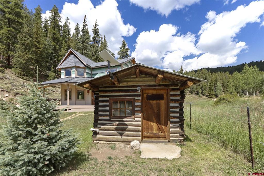 825 & 823 Main Street