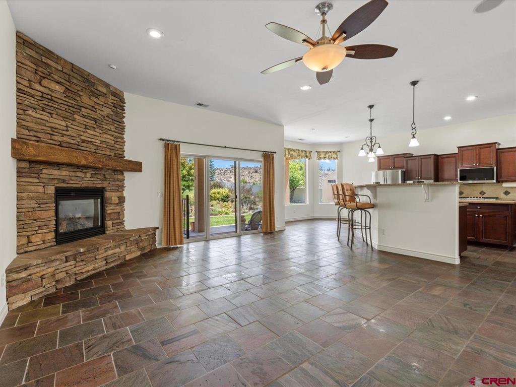 Montrose, Colorado 81401, United States, 3 Bedrooms Bedrooms, ,3 BathroomsBathrooms,Residential,Active,172783