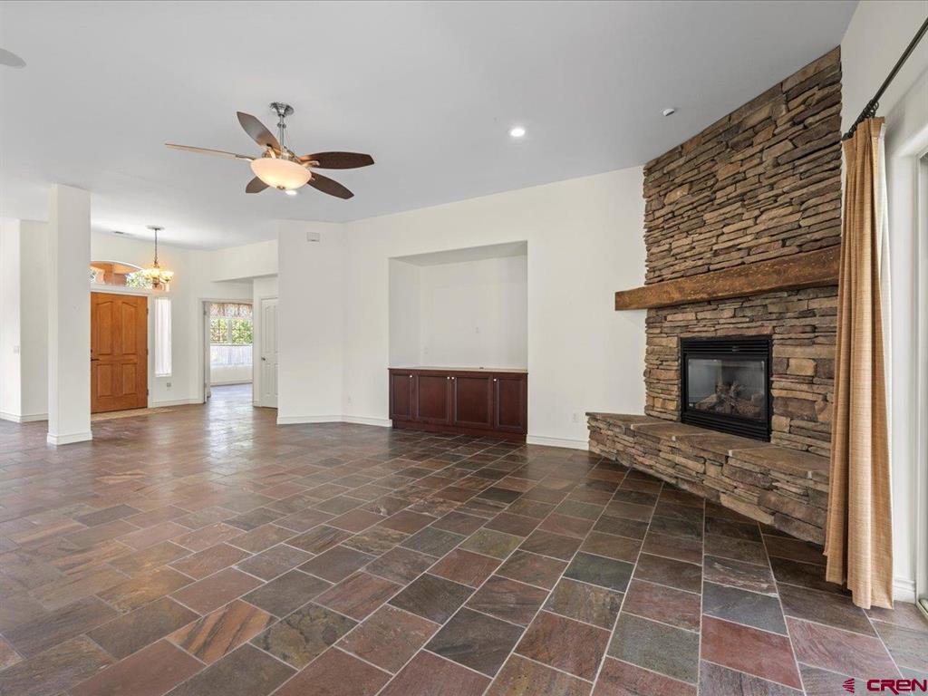 Montrose, Colorado 81401, United States, 3 Bedrooms Bedrooms, ,3 BathroomsBathrooms,Residential,Active,172783