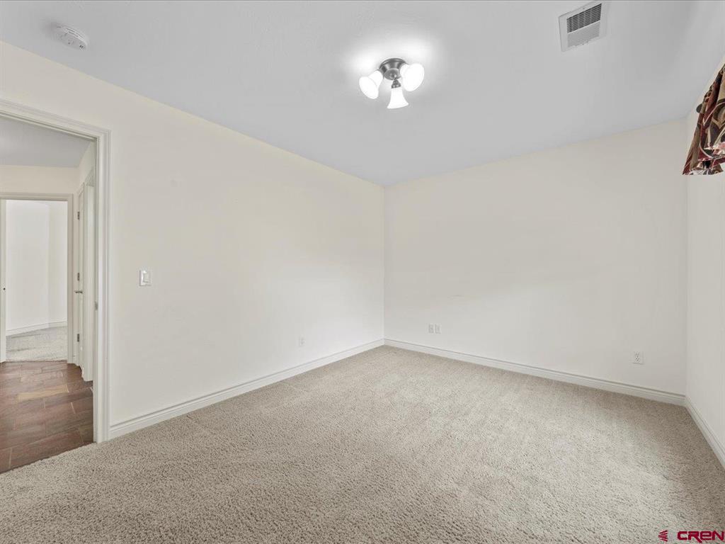 Montrose, Colorado 81401, United States, 3 Bedrooms Bedrooms, ,3 BathroomsBathrooms,Residential,Active,172783